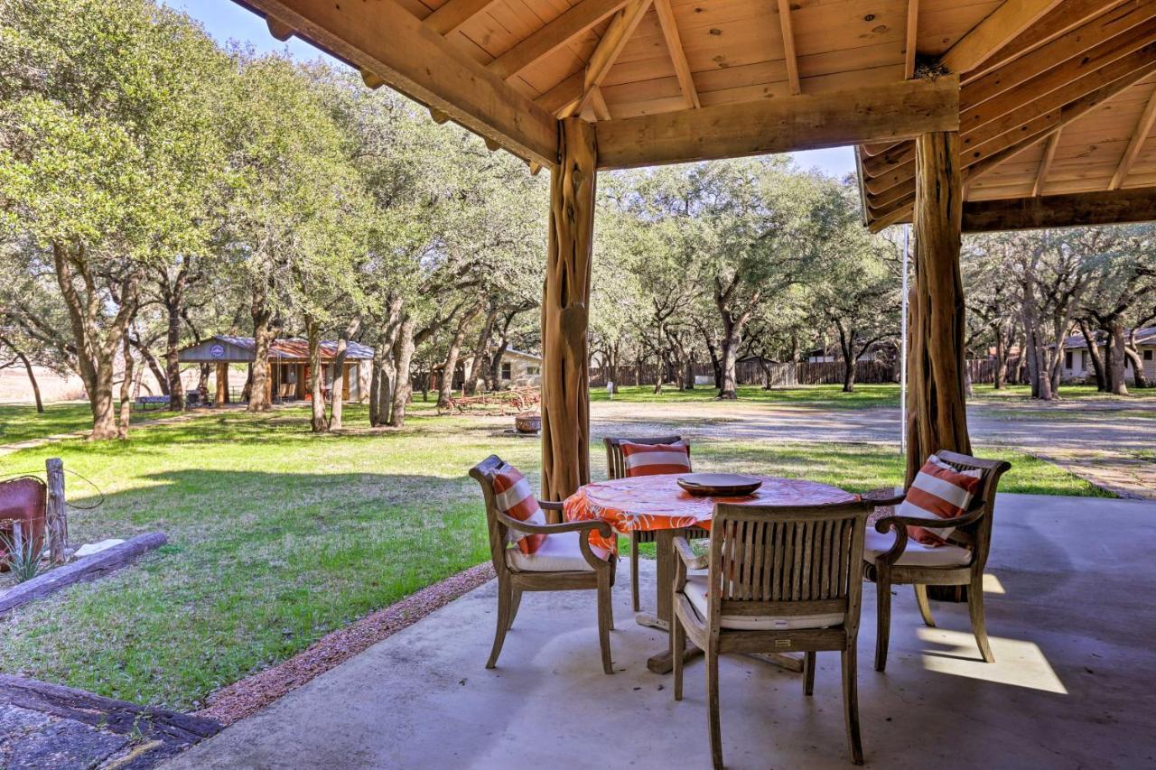 Riverfront Blanco Home With Shaded Porch And Hot Tub Exteriör bild